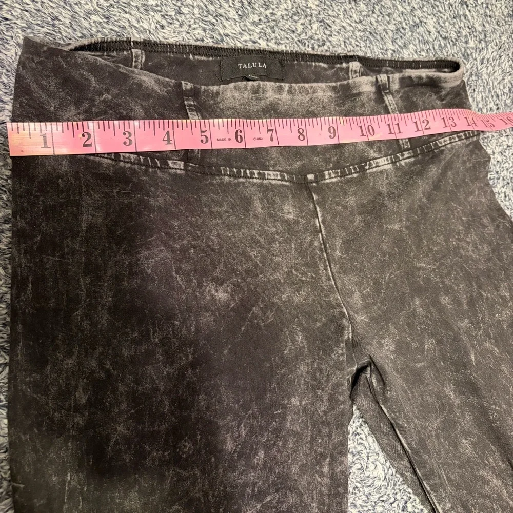 Talula Charcoal Acid Wash leggings Size M - Picture 6 of 8
